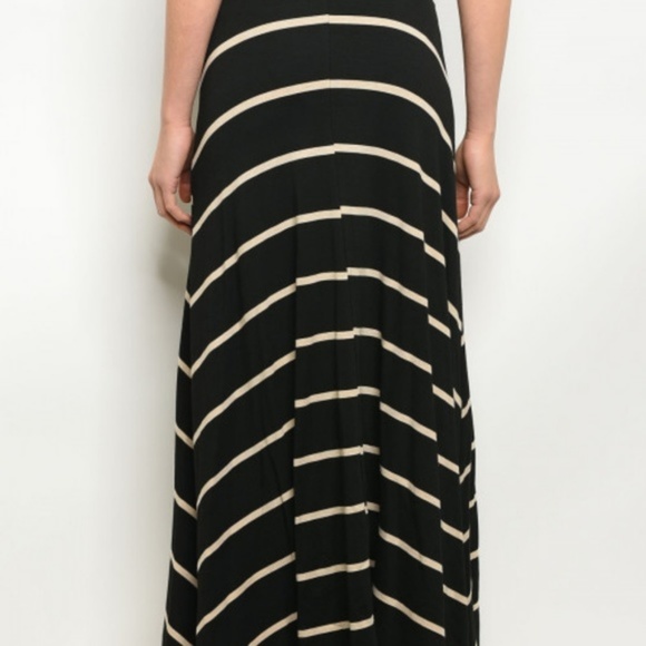 Black and Cream Striped Maxi Skirt - Picture 3 of 3